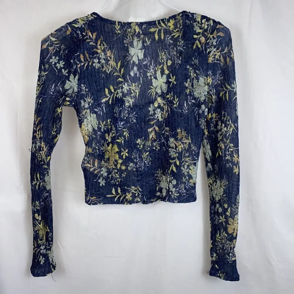 Free People We the Free Angelina Floral Lace button front long sleeve crop top S